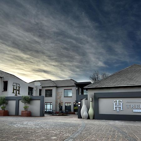 Tredenham Boutique Hotel Bloemfontein Exterior foto The residence of the South African ambassador in Pretoria