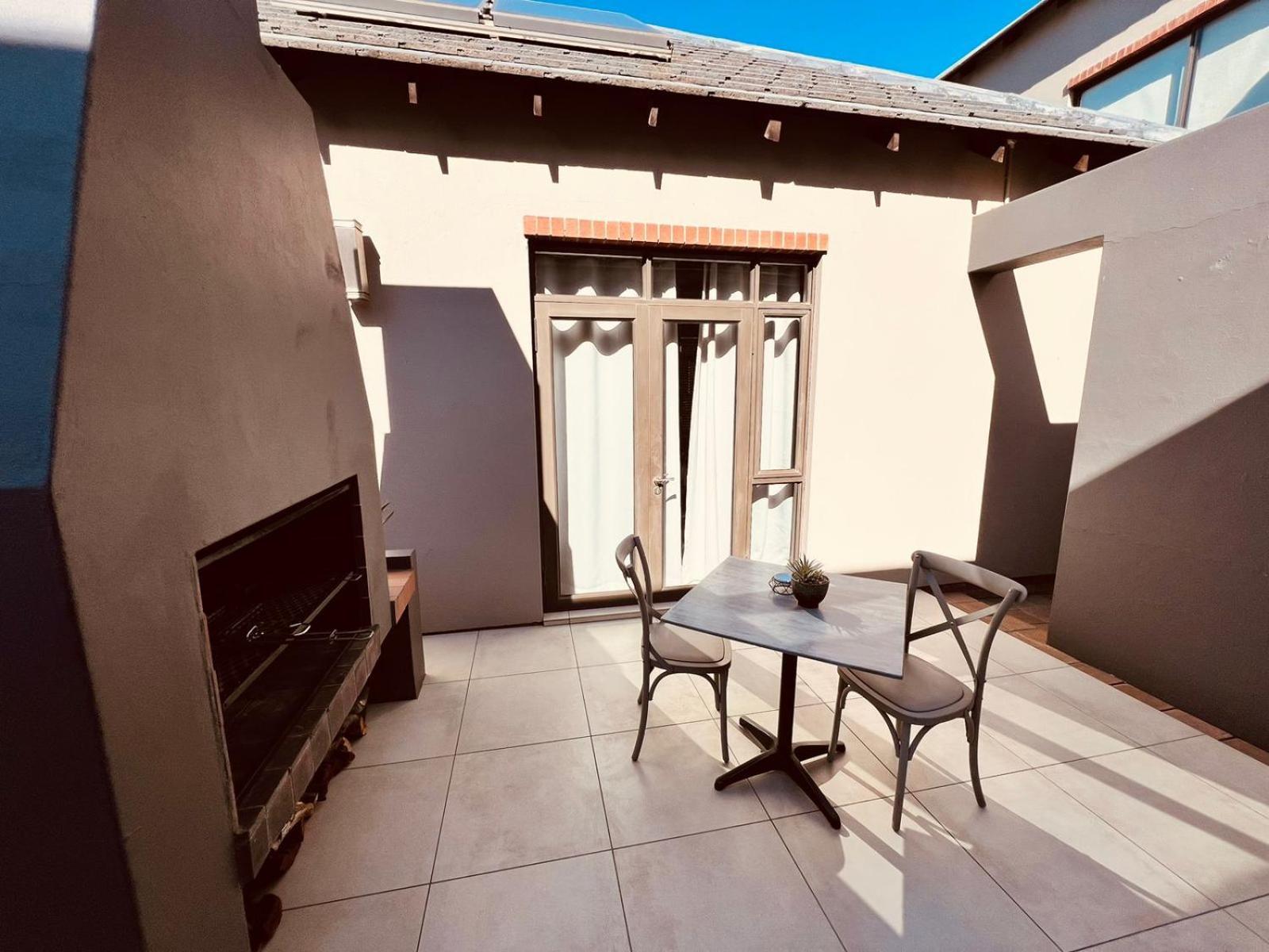 Tredenham Boutique Hotel Bloemfontein Exterior foto A braai area