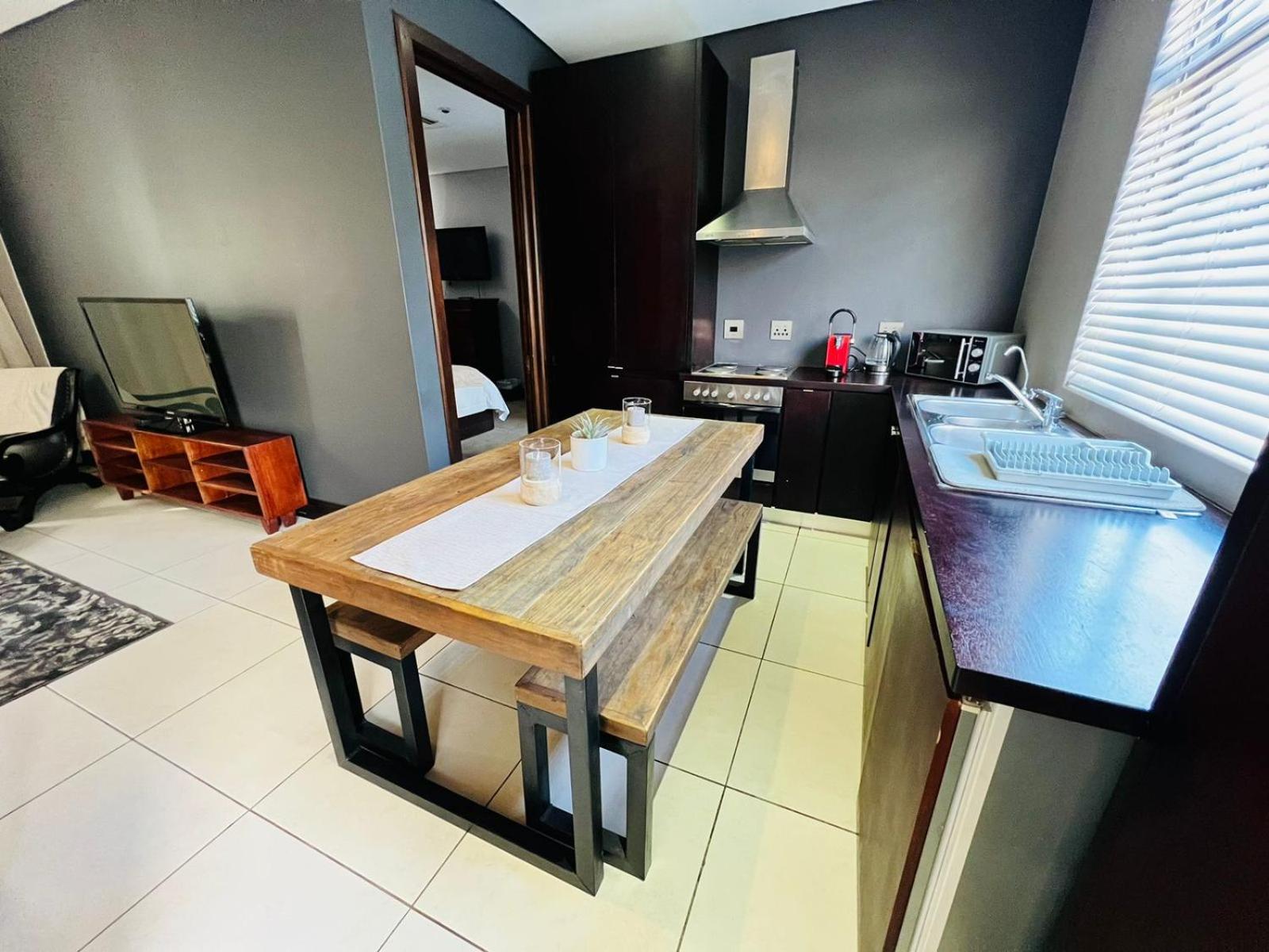Tredenham Boutique Hotel Bloemfontein Exterior foto A kitchen in a hotel